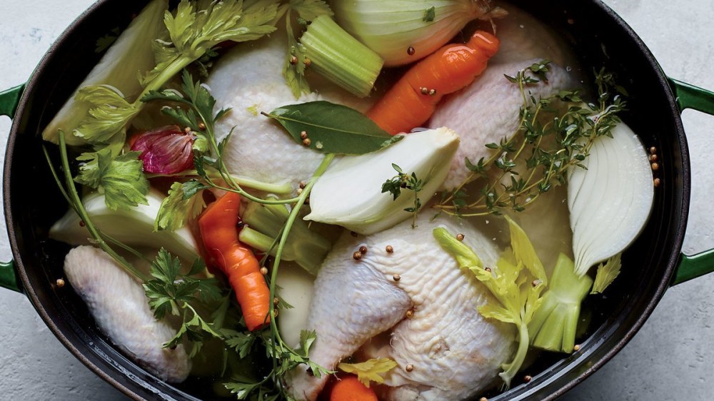 Basic Chicken Stock