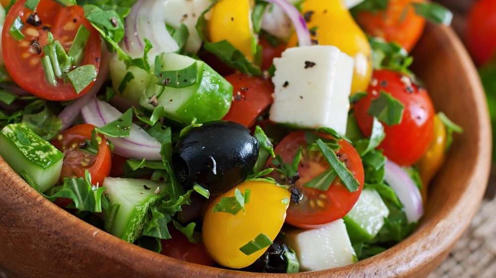 greek-salad