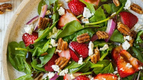 strawberry-spinach-salad-11-500x375